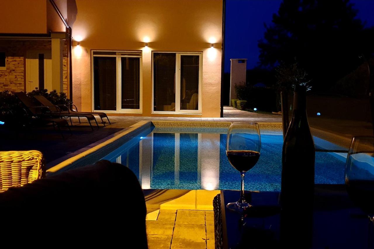 Villa Nemo Poreč Eksteriør bilde