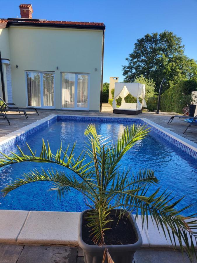 Villa Nemo Poreč Eksteriør bilde